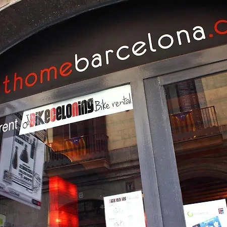 Ramblas Building - Feel At Barcelona