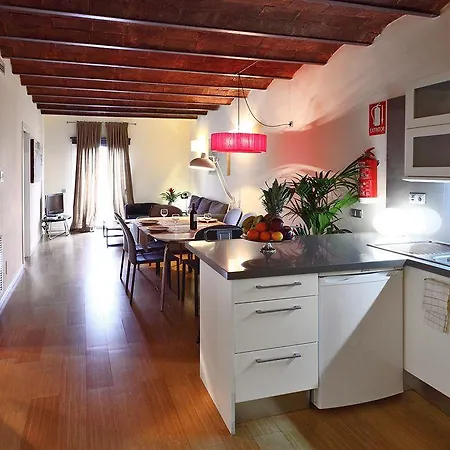 Ramblas Building - Feel At 4*