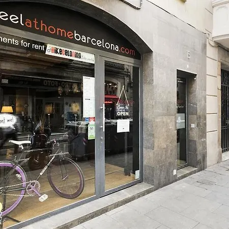 Ramblas Building - Feel At