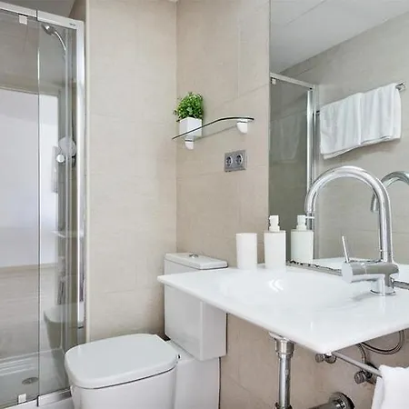 Hotel Ramblas Building - Feel At