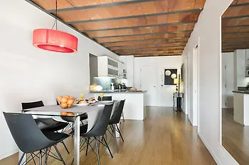 Hotel Ramblas Building - Feel At
