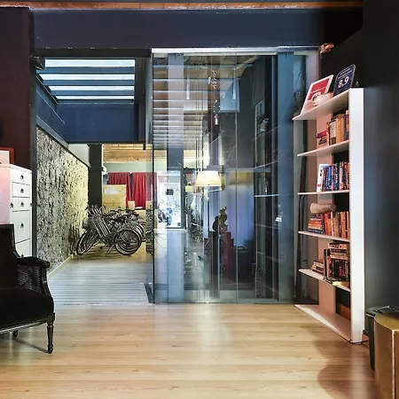Hotel Ramblas Building - Feel At